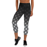 Load image into Gallery viewer, &quot;I Campi da Pickleball©&quot; Reverse Ombre Camouflage High Waisted Capris –  15 shades of Gray, UPF 50+
